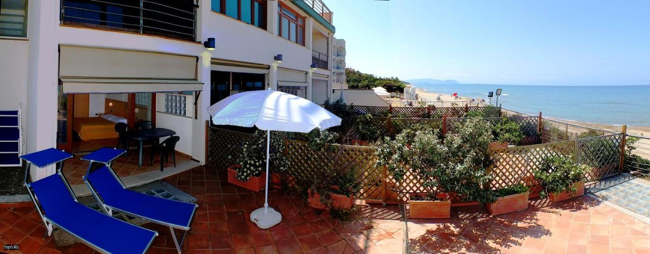 Aparthotel La Lanterna San Vincenzo Exterior foto